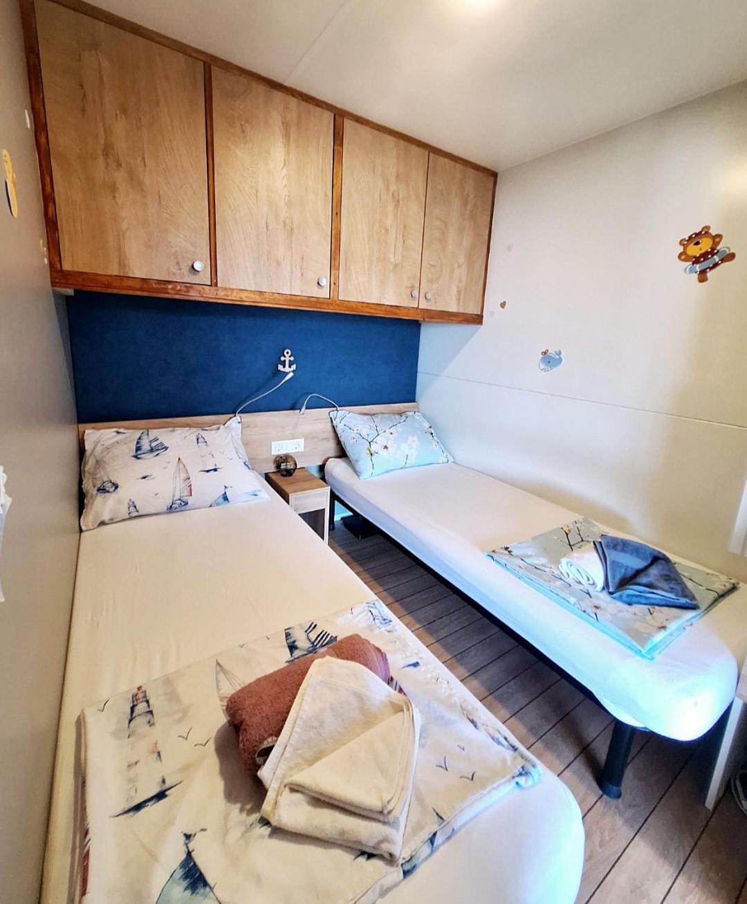 オミシュ Bella Vista With Jacuzzi 1ヴィラ エクステリア 写真